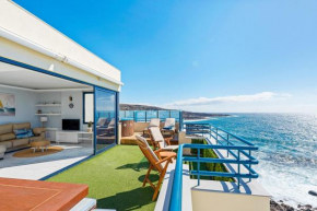 La Mar Loft Apartment with Hot Tub